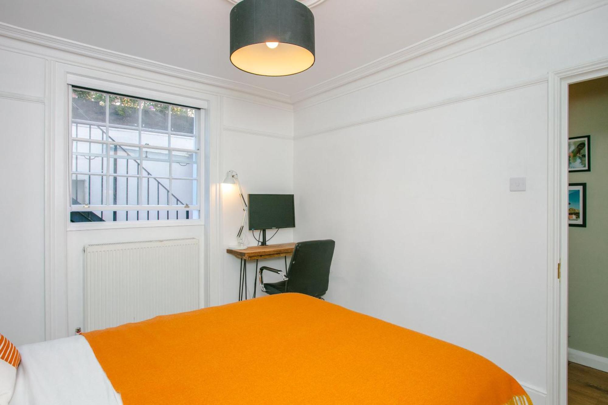 Modern Garden Apartment Camden ลอนดอน ภายนอก รูปภาพ